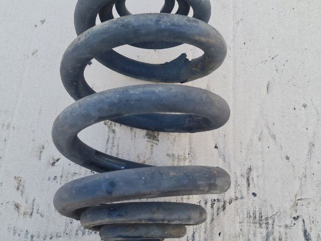 bontott MERCEDES-BENZ VITO Hátsó Rugó