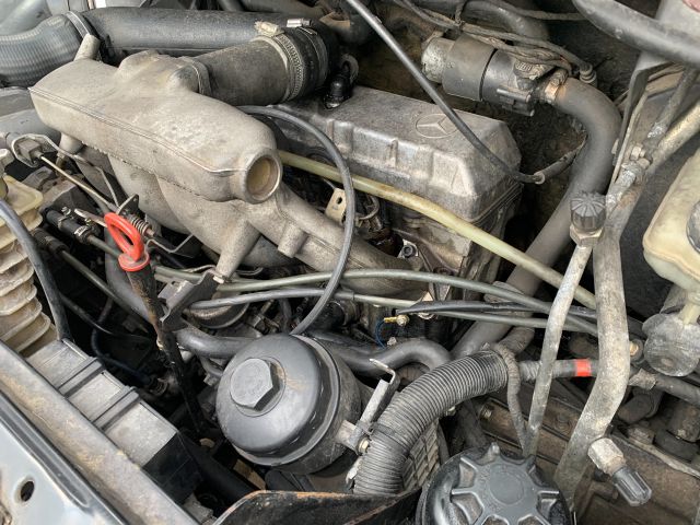 bontott MERCEDES-BENZ VITO Jobb első Csonkállvány Kerékaggyal