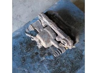 bontott MERCEDES-BENZ VITO Jobb első Féknyereg Munkahengerrel