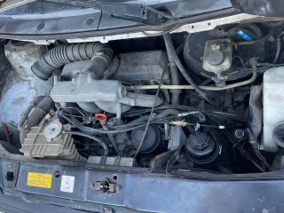 bontott MERCEDES-BENZ VITO Motor (Fűzött blokk hengerfejjel)