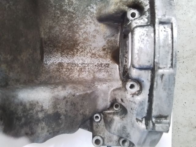 bontott MERCEDES-BENZ VITO Olajteknő
