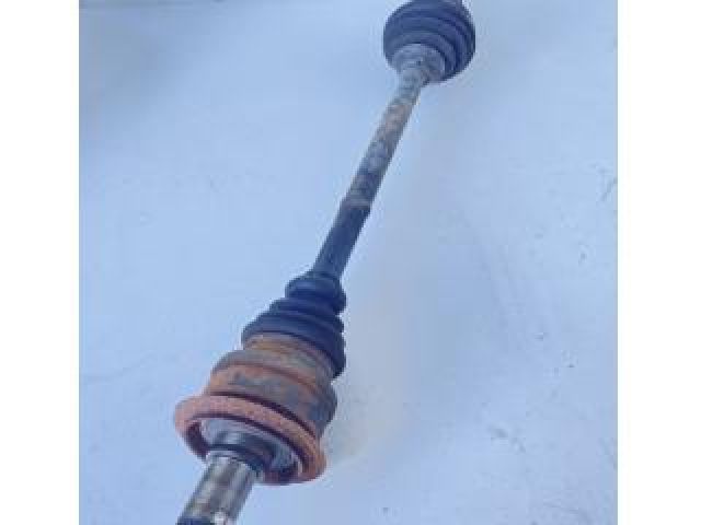 bontott MERCEDES-BENZ VITO Bal hátsó Féltengely