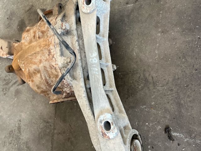 bontott MERCEDES-BENZ VITO Hátsó Differenciálmű