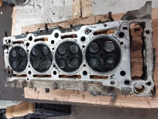 bontott MERCEDES-BENZ VITO Hengerfej