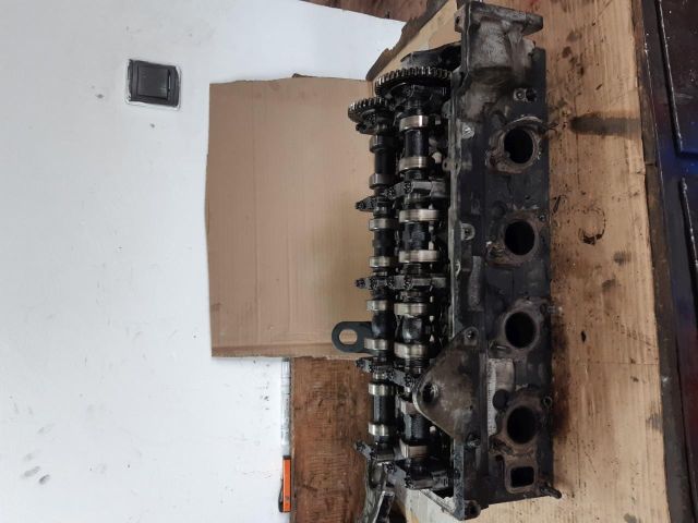 bontott MERCEDES-BENZ VITO Hengerfej