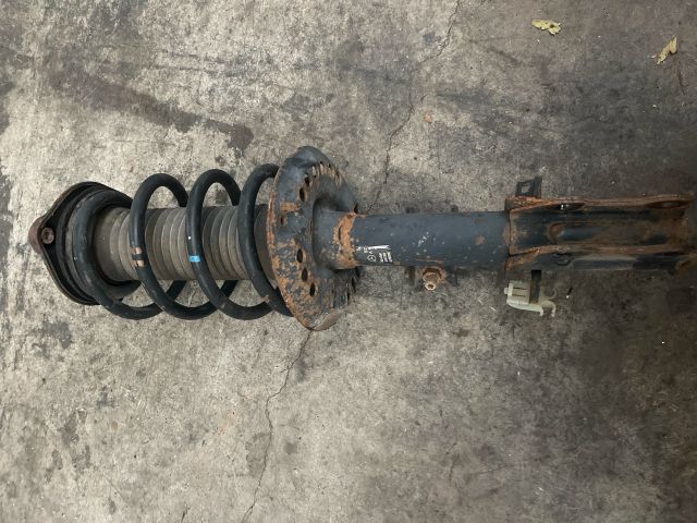 bontott MERCEDES-BENZ VITO Jobb első Gólyaláb (Lengécsillapító, Rugó)