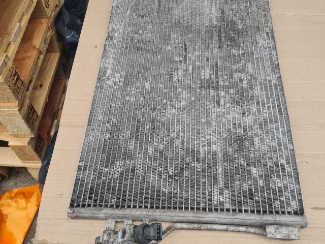 bontott MERCEDES-BENZ VITO Klímahűtő Radiátor