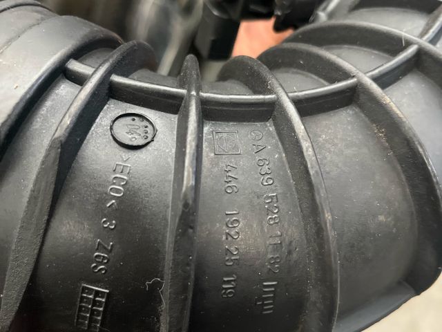 bontott MERCEDES-BENZ VITO Légbeömlő Cső