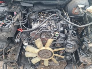 bontott MERCEDES-BENZ VITO Motor (Fűzött blokk hengerfejjel)