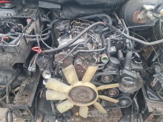 bontott MERCEDES-BENZ VITO Motor (Fűzött blokk hengerfejjel)