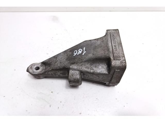 bontott MERCEDES-BENZ VITO Motor Tartó Bak Jobb