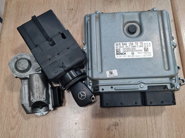 bontott MERCEDES-BENZ VITO Motorvezérlő