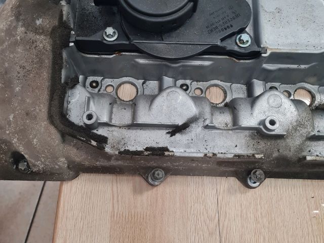 bontott MERCEDES-BENZ VITO Szelepfedél