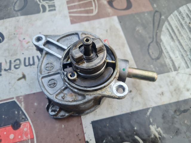 bontott MERCEDES-BENZ VITO Vákumpumpa