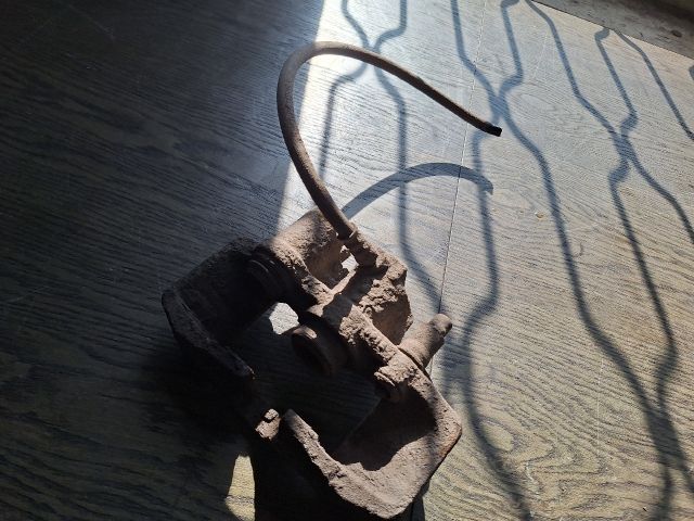 bontott MERCEDES-BENZ VITO Bal hátsó Féknyereg Munkahengerrel