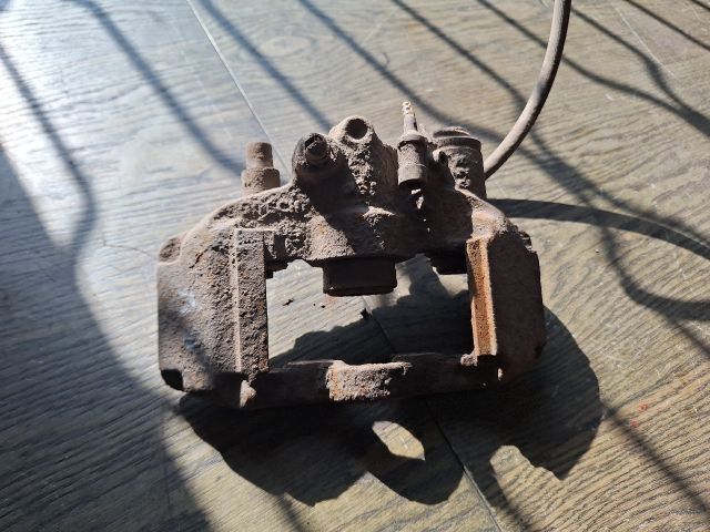 bontott MERCEDES-BENZ VITO Bal hátsó Féknyereg Munkahengerrel