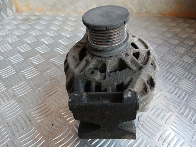 bontott MERCEDES-BENZ VITO Generátor