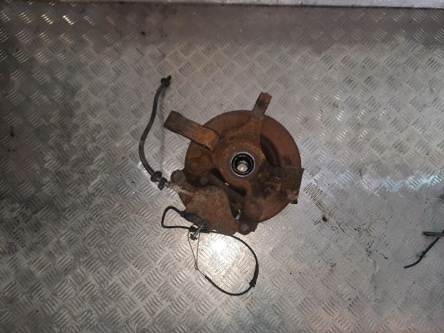 bontott MERCEDES-BENZ VITO Jobb első Csonkállvány Kerékaggyal