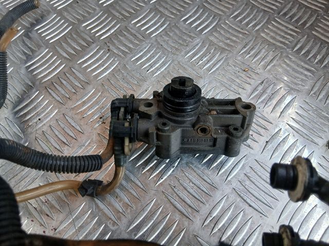 bontott MERCEDES-BENZ VITO Üzemanyag Szivattyú