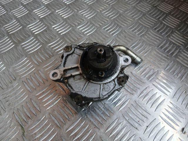 bontott MERCEDES-BENZ VITO Vákumpumpa