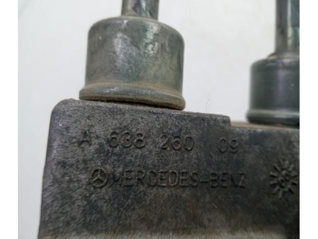 bontott MERCEDES-BENZ VITO Váltó Kulissza