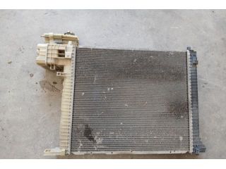 bontott MERCEDES-BENZ VITO Vízhűtő Radiátor (Klímás)