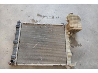 bontott MERCEDES-BENZ VITO Vízhűtő Radiátor (Klímás)