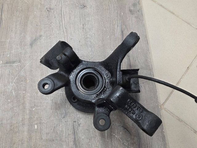 bontott MERCEDES-BENZ VITO Bal első Csonkállvány Kerékaggyal