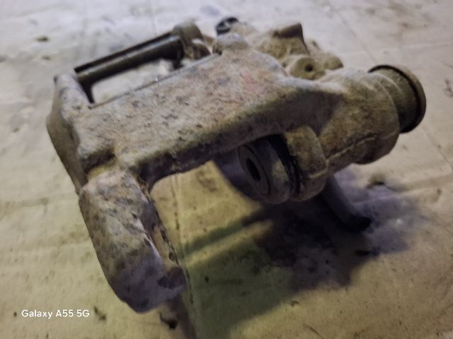 bontott MERCEDES-BENZ VITO Bal hátsó Féknyereg Munkahengerrel