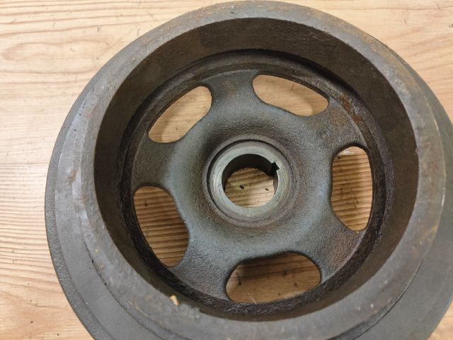 bontott MERCEDES-BENZ VITO Főtengely Szíjtárcsa