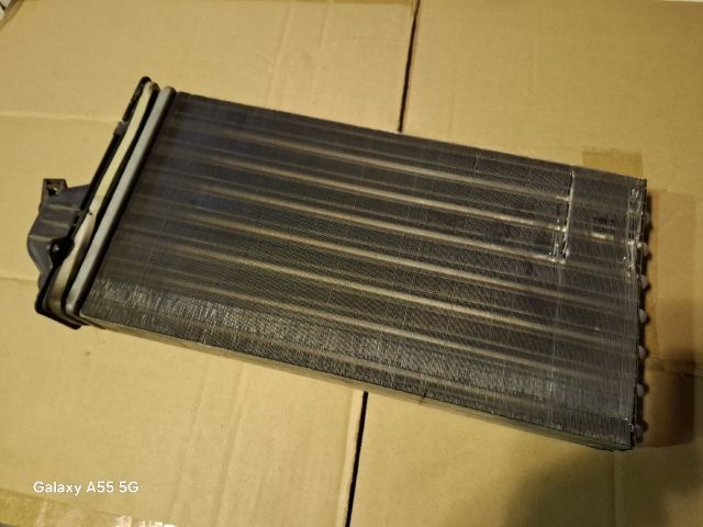 bontott MERCEDES-BENZ VITO Fűtőradiátor