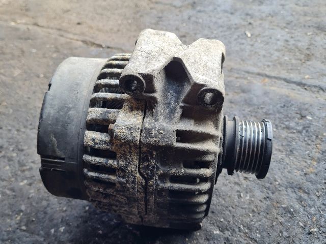 bontott MERCEDES-BENZ VITO Generátor