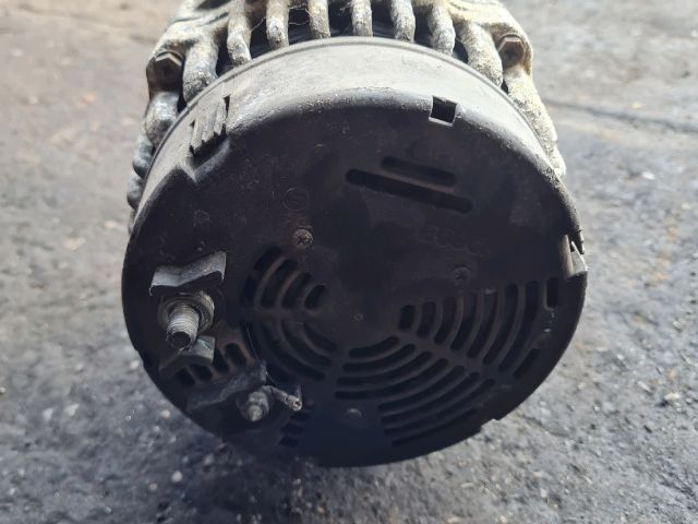 bontott MERCEDES-BENZ VITO Generátor