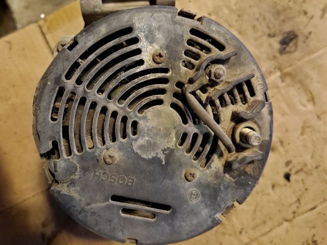 bontott MERCEDES-BENZ VITO Generátor