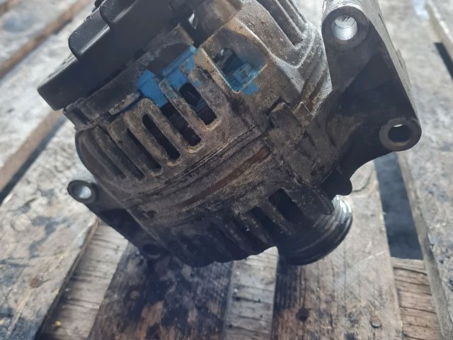 bontott MERCEDES-BENZ VITO Generátor