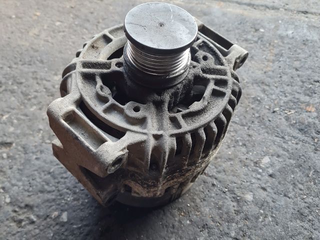 bontott MERCEDES-BENZ VITO Generátor