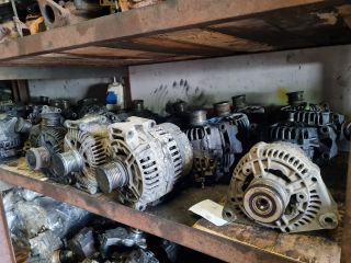 bontott MERCEDES-BENZ VITO Generátor