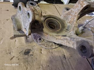 bontott MERCEDES-BENZ VITO Jobb első Csonkállvány Kerékaggyal