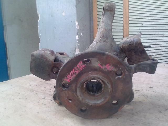 bontott MERCEDES-BENZ VITO Jobb első Csonkállvány Kerékaggyal