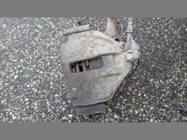 bontott MERCEDES-BENZ VITO Jobb első Csonkállvány Kerékaggyal