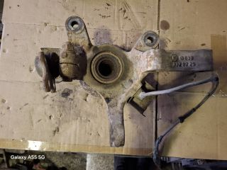 bontott MERCEDES-BENZ VITO Jobb első Csonkállvány Kerékaggyal