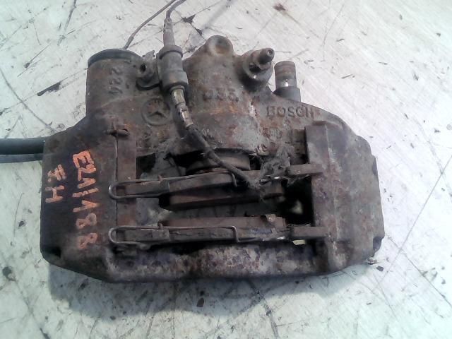 bontott MERCEDES-BENZ VITO Jobb hátsó Féknyereg Munkahengerrel