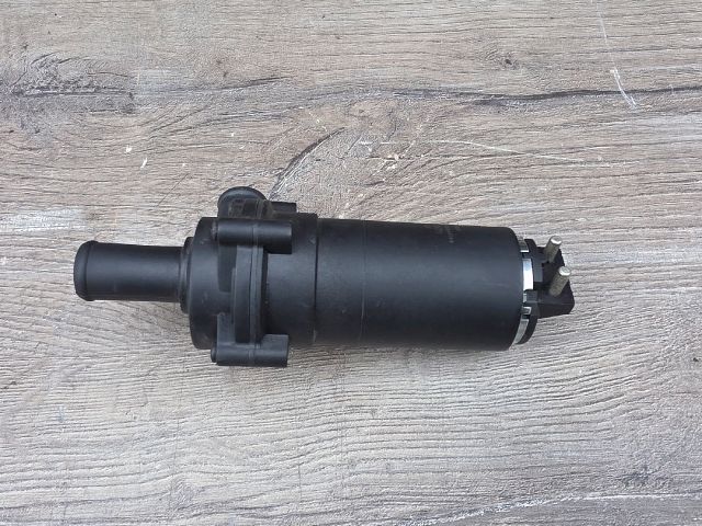 bontott MERCEDES-BENZ VITO Kiegészítő Vízszivattyú