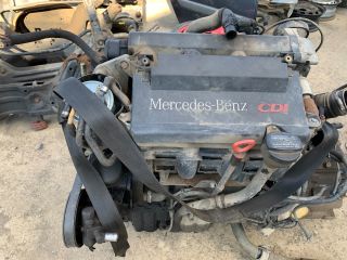 bontott MERCEDES-BENZ VITO Motor (Fűzött blokk hengerfejjel)