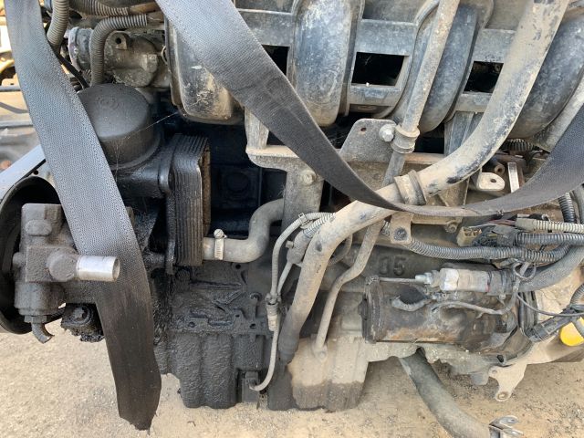 bontott MERCEDES-BENZ VITO Motor (Fűzött blokk hengerfejjel)