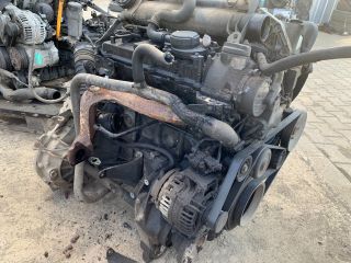 bontott MERCEDES-BENZ VITO Motor (Fűzött blokk hengerfejjel)