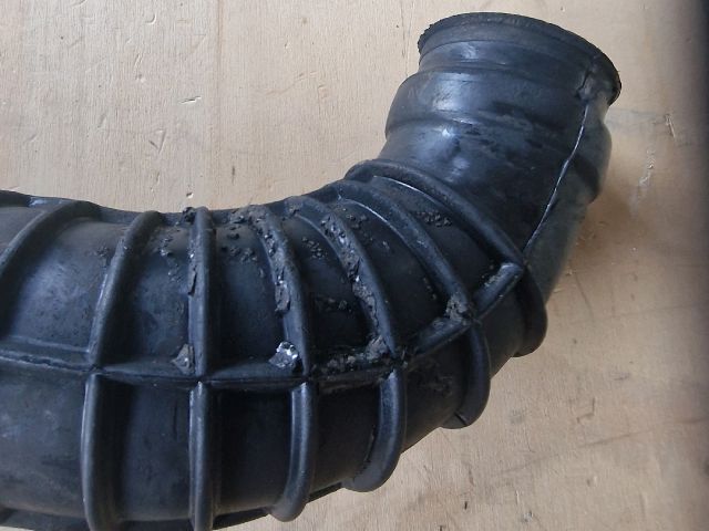 bontott MERCEDES-BENZ VITO Turbócső