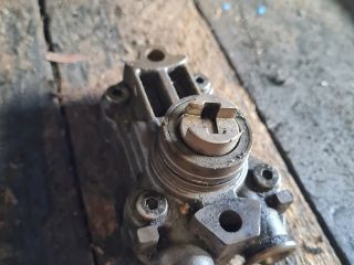 bontott MERCEDES-BENZ VITO Üzemanyag Szivattyú