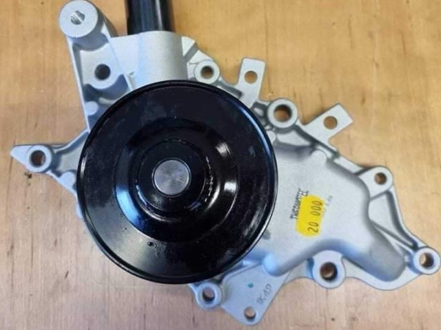 bontott MERCEDES-BENZ VITO Vízpumpa