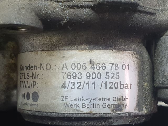 bontott MERCEDES-BENZ VITO Kormányszervó Motor (Hidraulikus)